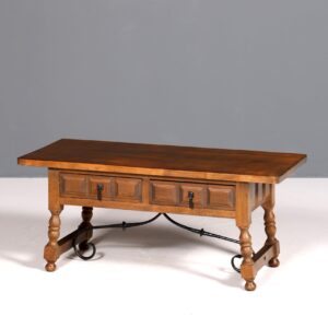 Wunderschöner Spanischer Tisch echt Holz Couchtisch rustikaler spanischer Ablagetisch